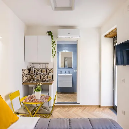 Palazzo Mormando - Mini * نابولي